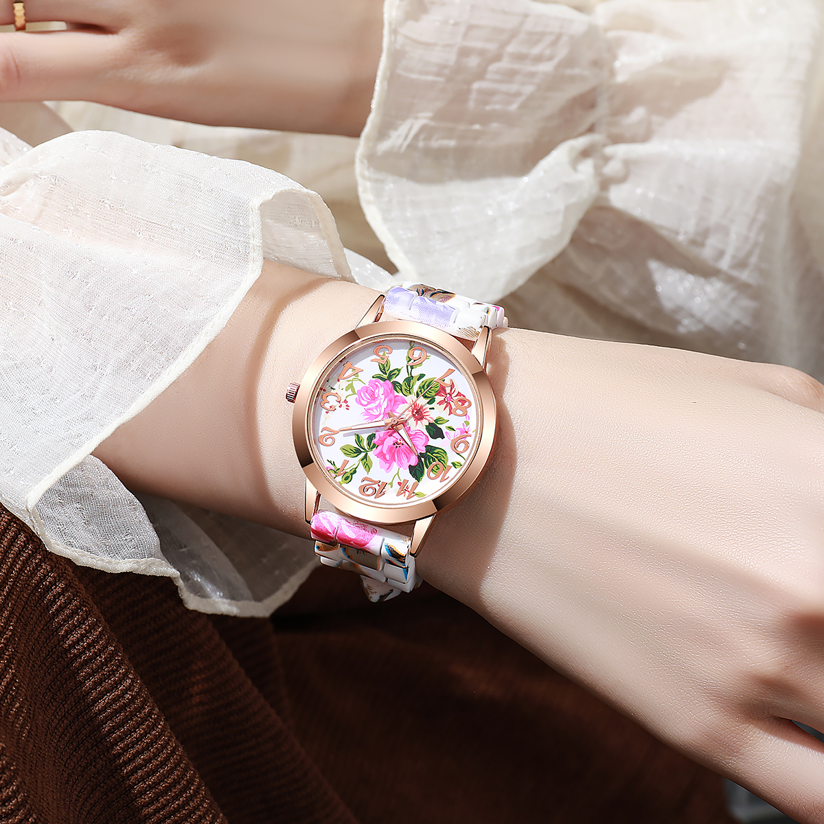 2/3/4/5PCS Fashion Flowers Pri - Silicone Band Women incelemesi ve fiyatı