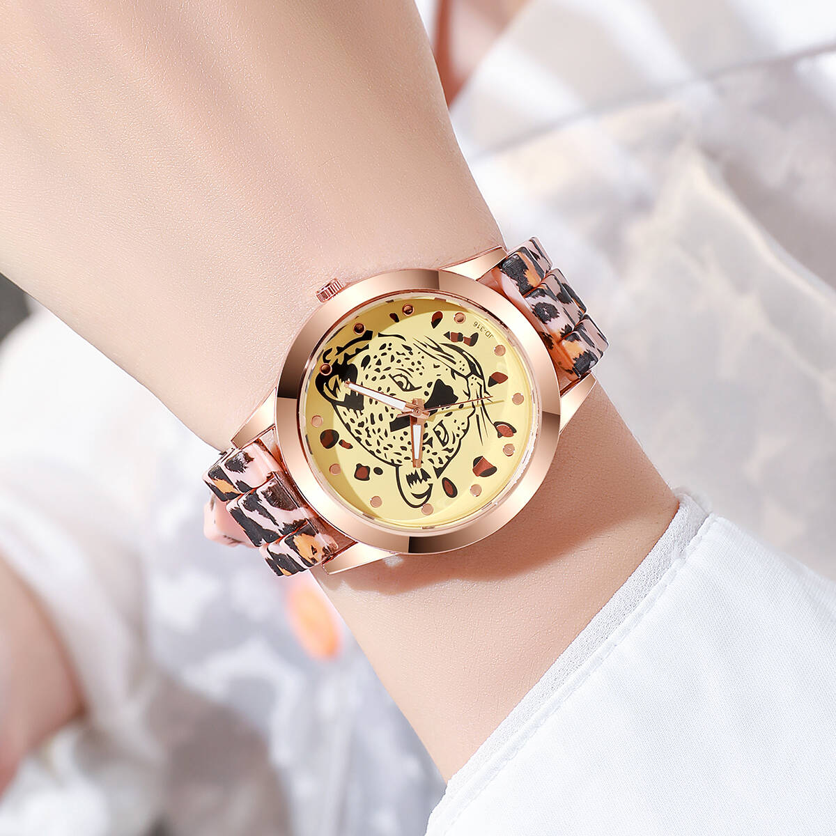2PCS/Set Fashion Women Watches - Silicone Band Women incelemesi ve fiyatı