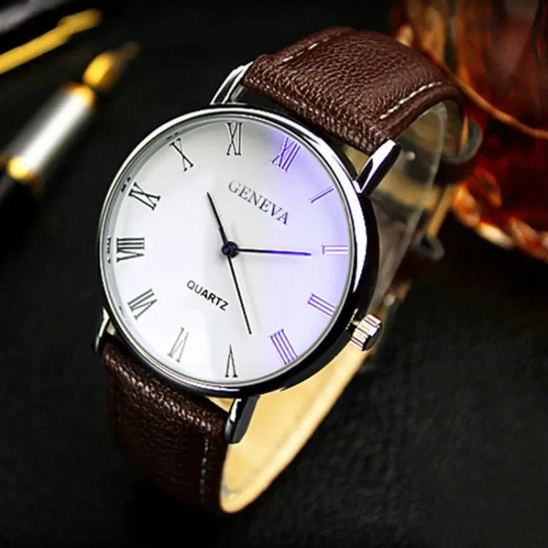 Famous Brand Men Quartz Watch  - Leather Watch Band Men incelemesi ve fiyatı